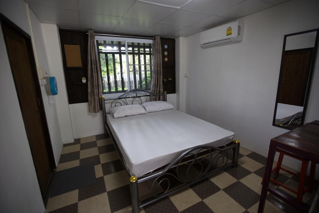 Hora Home Lampang Exterior foto