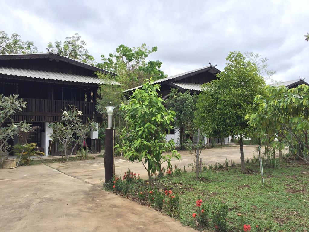 Hora Home Lampang Exterior foto