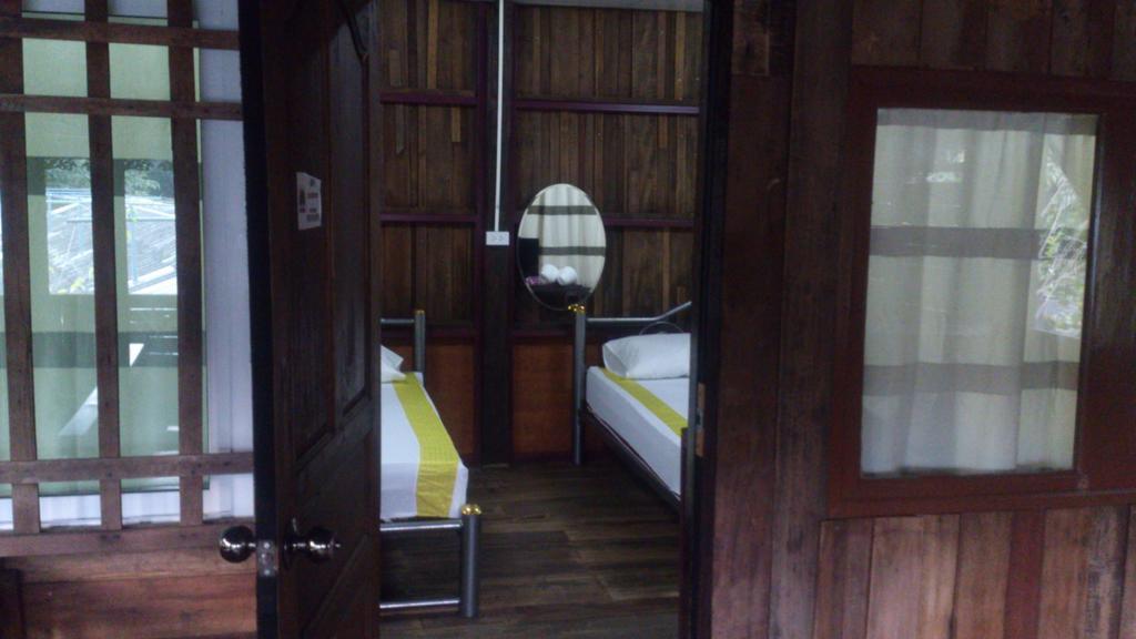 Hora Home Lampang Exterior foto